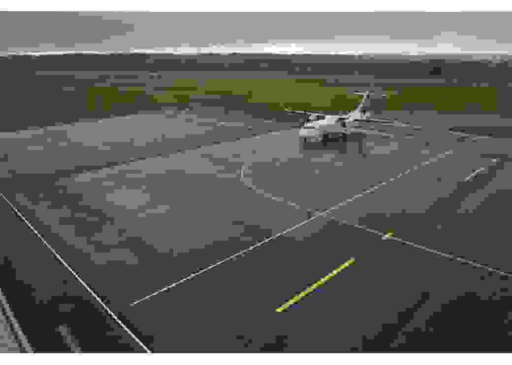 aéroport aurillac, avion