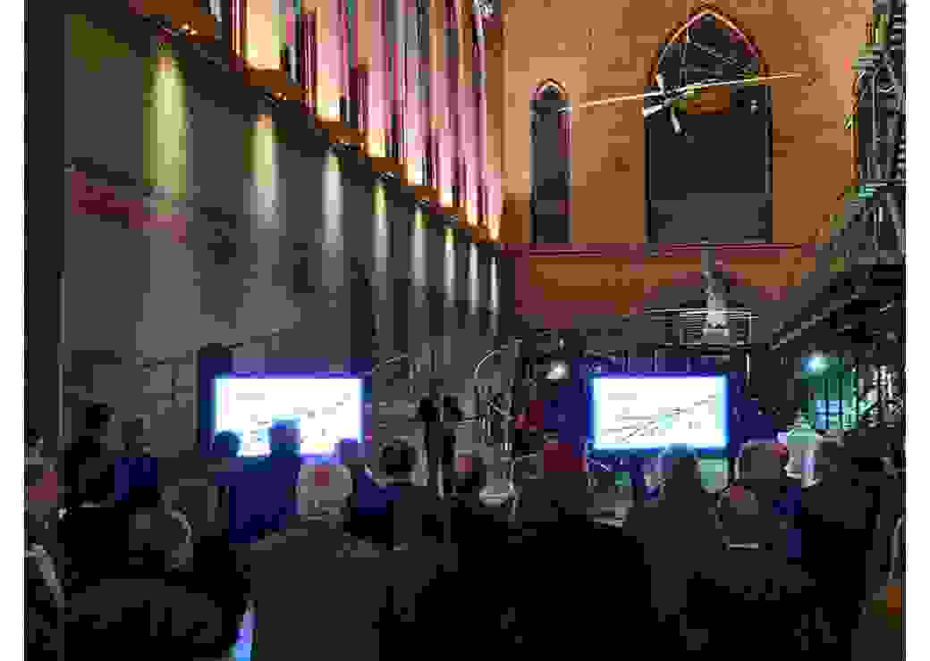 Dans le cadre de l’Eglise Saint-Martin-des-Champs du musée des  @ArtsetMetiers  que  @FlorencePoivey  et  @OlivierFaron  présentent les vœux du  @LeCnam  