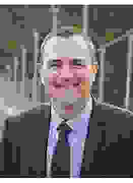 Olivier Fabre, maire de la ville de Mazamet 