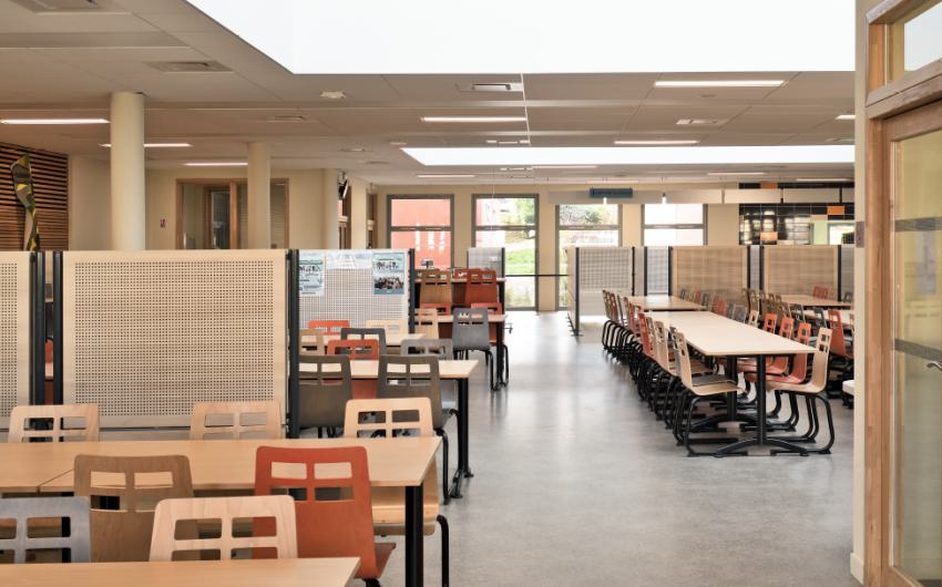 collège Anne Frank - cantine après rénovation