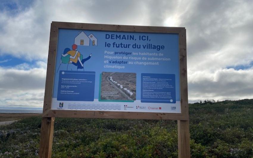 Résilience territoriale à Miquelon - panneau du futur village