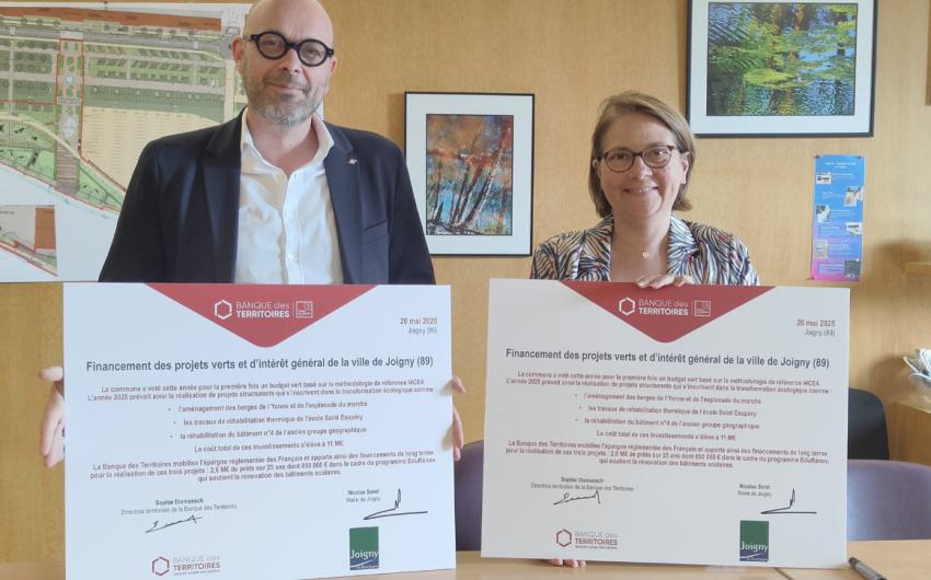 Partenariat signé par Nicolas Soret, maire de Joigny, et Sophie Diemunsch, directrice territoriale