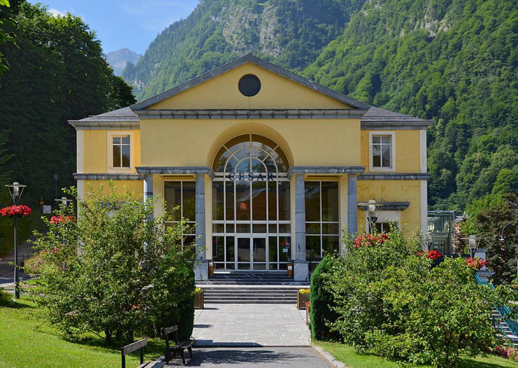 Cauterets Entrée thermes César Occitanie