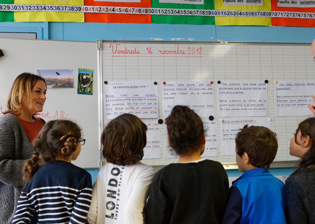 Classe droit à l'éducation école enfants