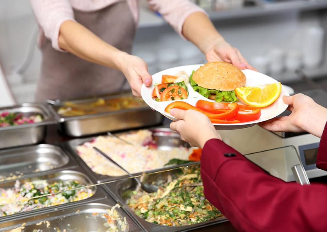  Mettre en place une politique de haute qualité alimentaire dans les collèges: l'exemple du @Heraultinfos 