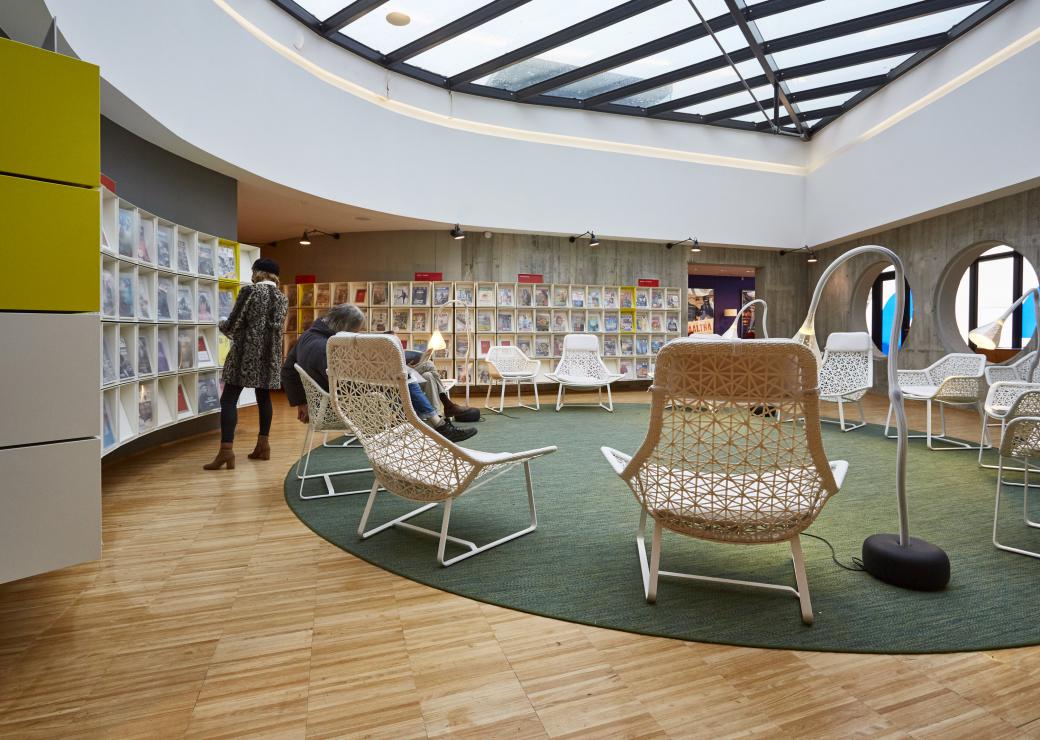 bibliothèque moderne