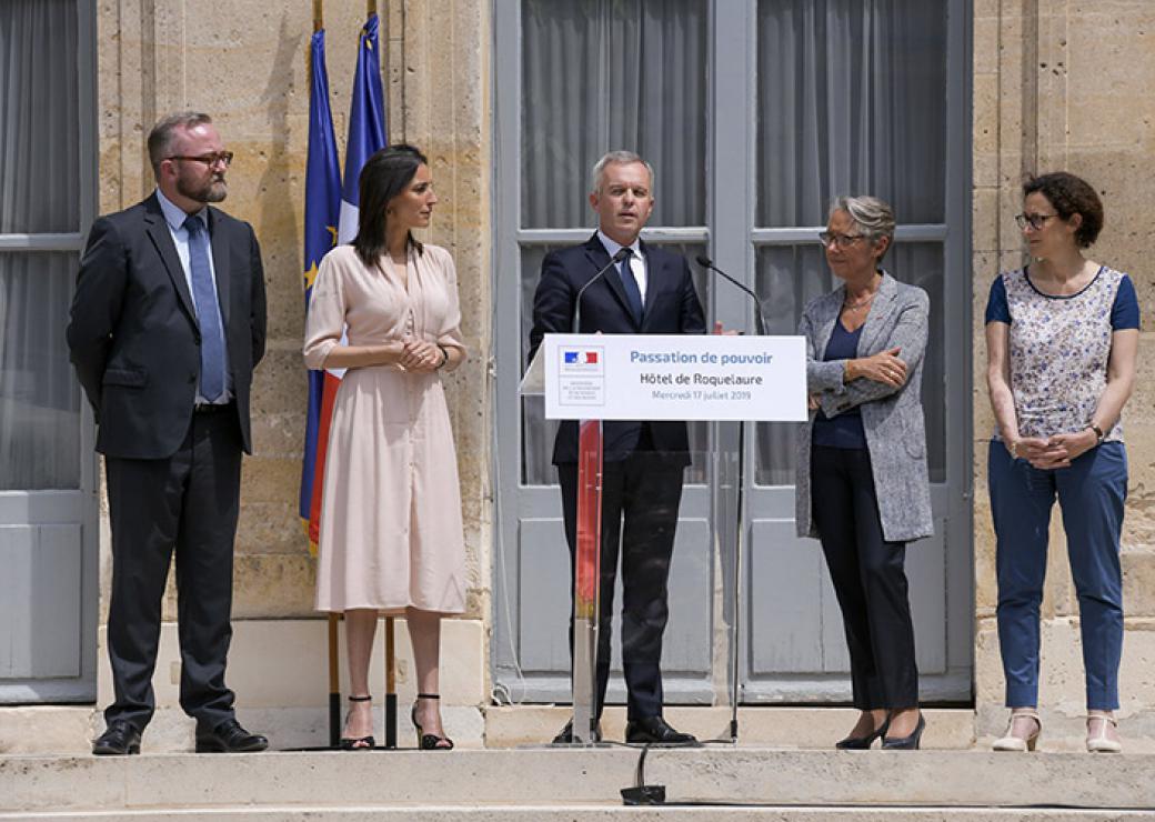 passation de pouvoir de rugy borne