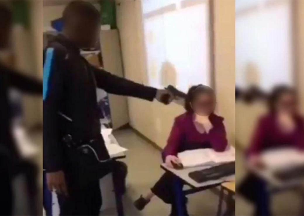 Créteil, un élève menace sa professeur