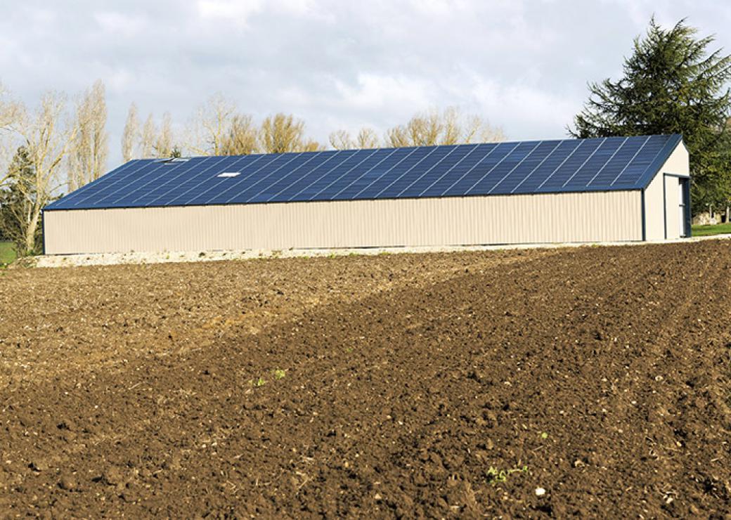 hangar agricole, panneaux solaires