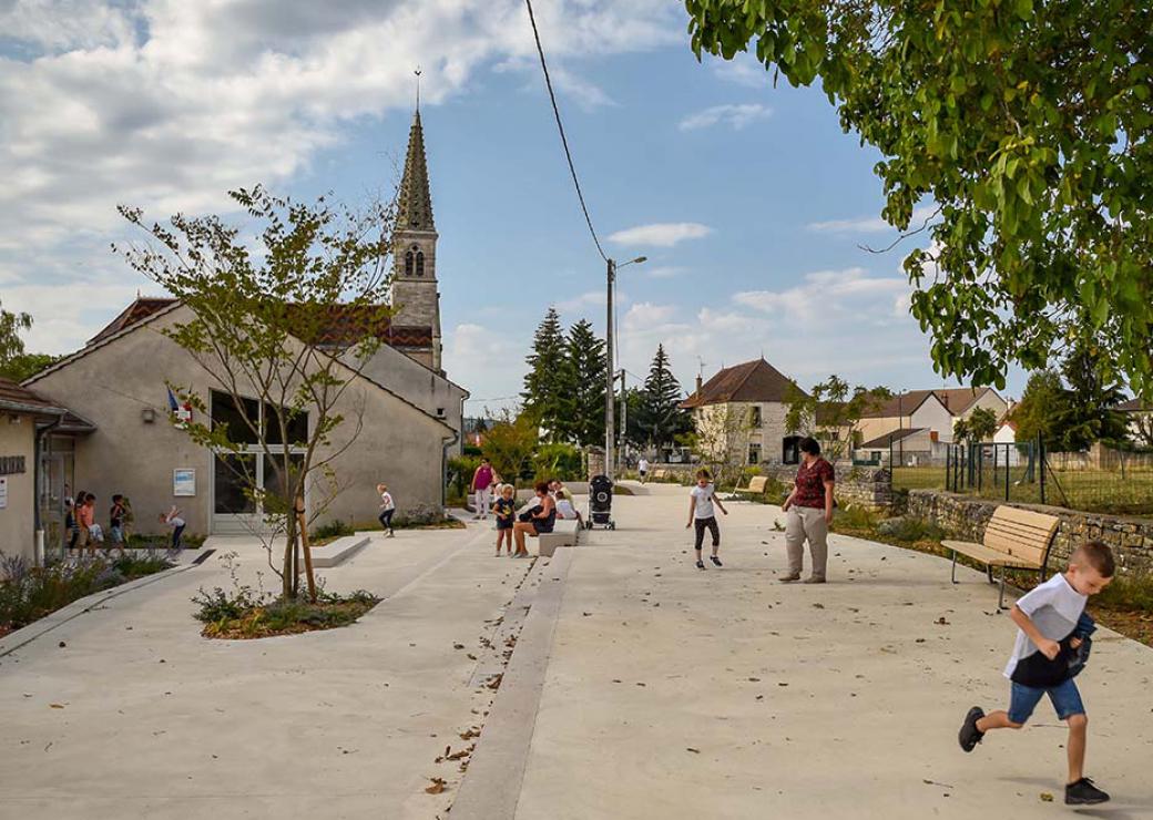 Mettre en accessibilité le groupe scolaire en espace public piéton
