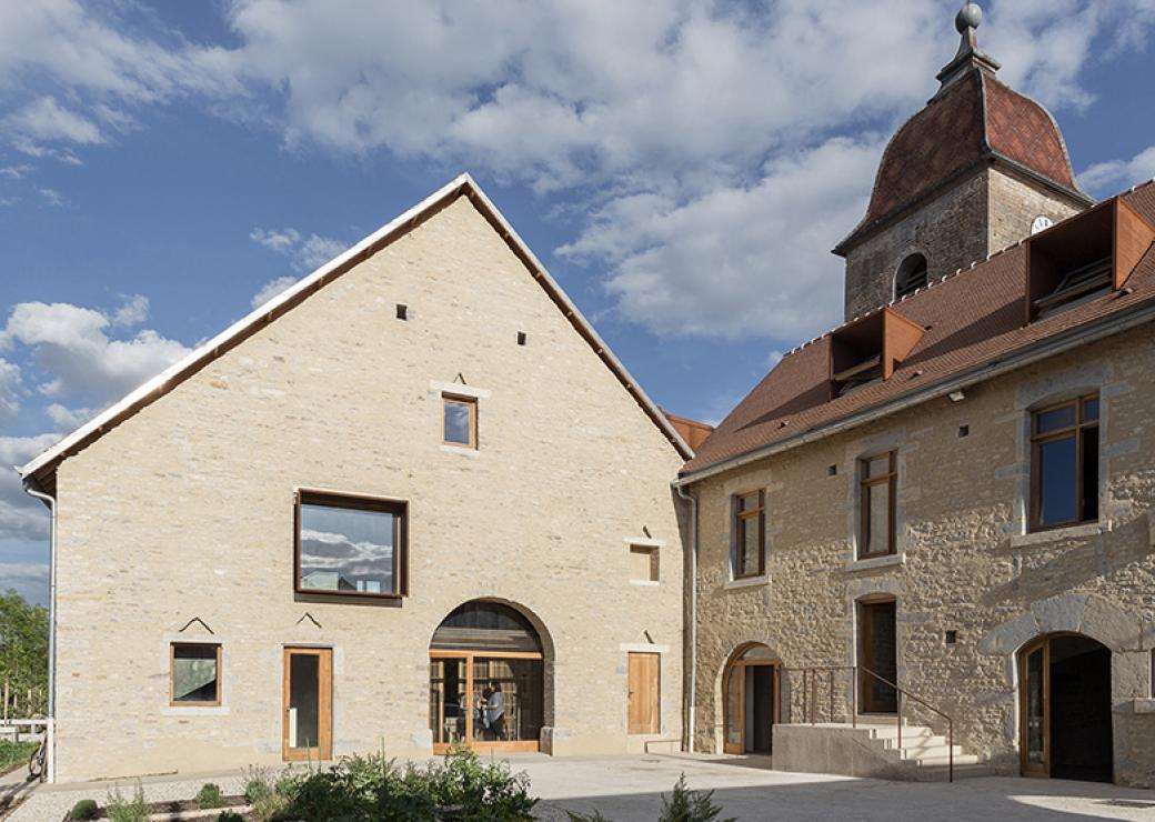 la reconversion du presbytère revitalise le centre bourg (25)