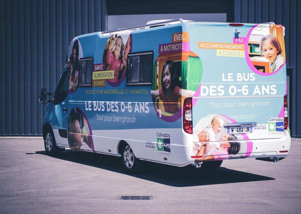 Le Bus PMI sillonne le Calvados