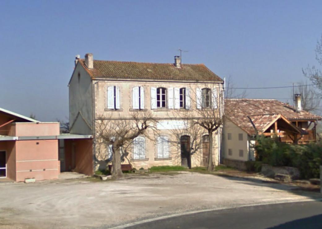 Réhabilitation du premier étage pour y créer un logement locatif social, avec jardin
