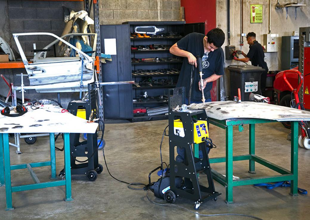 CFA du lycee Emile Mathis specialisé dans l'automobile a Schiltigheim