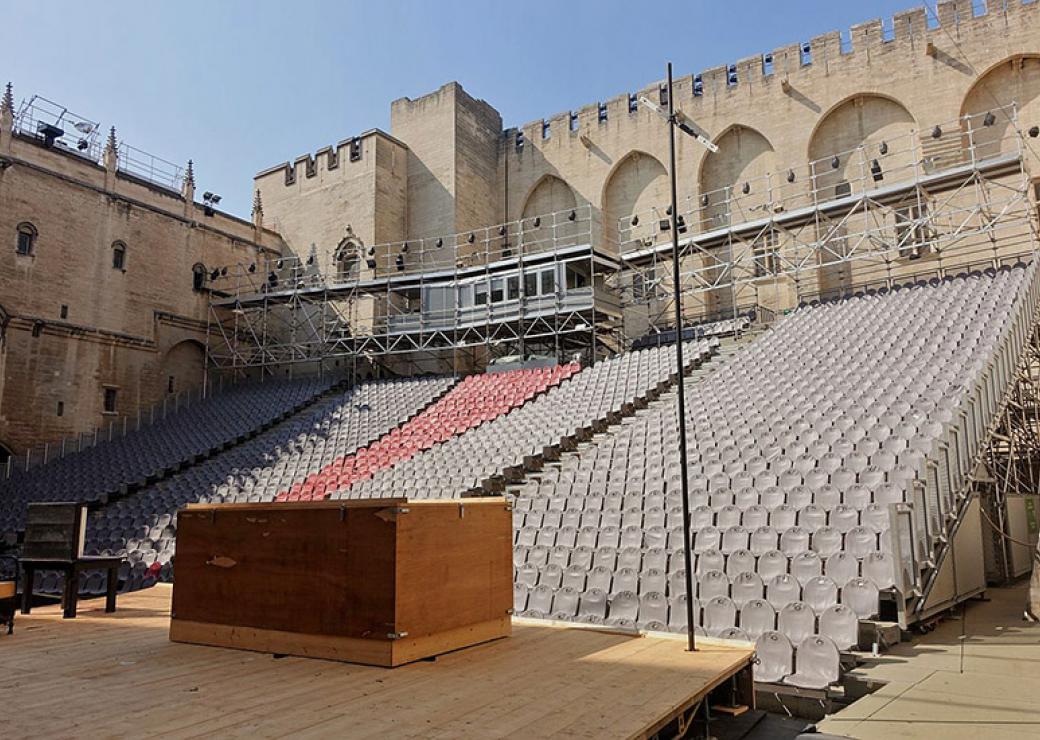 La Cour d'Honneur du Palais des Papes à Avgnon