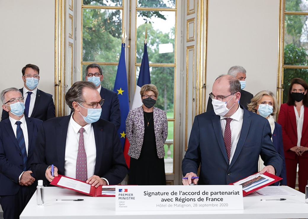 Signature accord partenariat Etat-région