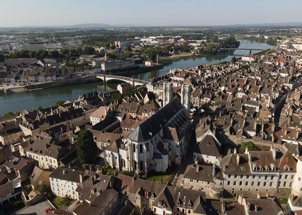 Vue aérienne de la ville de Chalon-sur-Saône