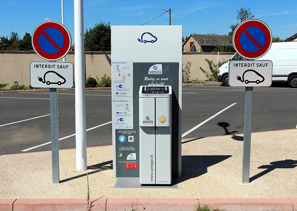 Borne pour voitures électriques 