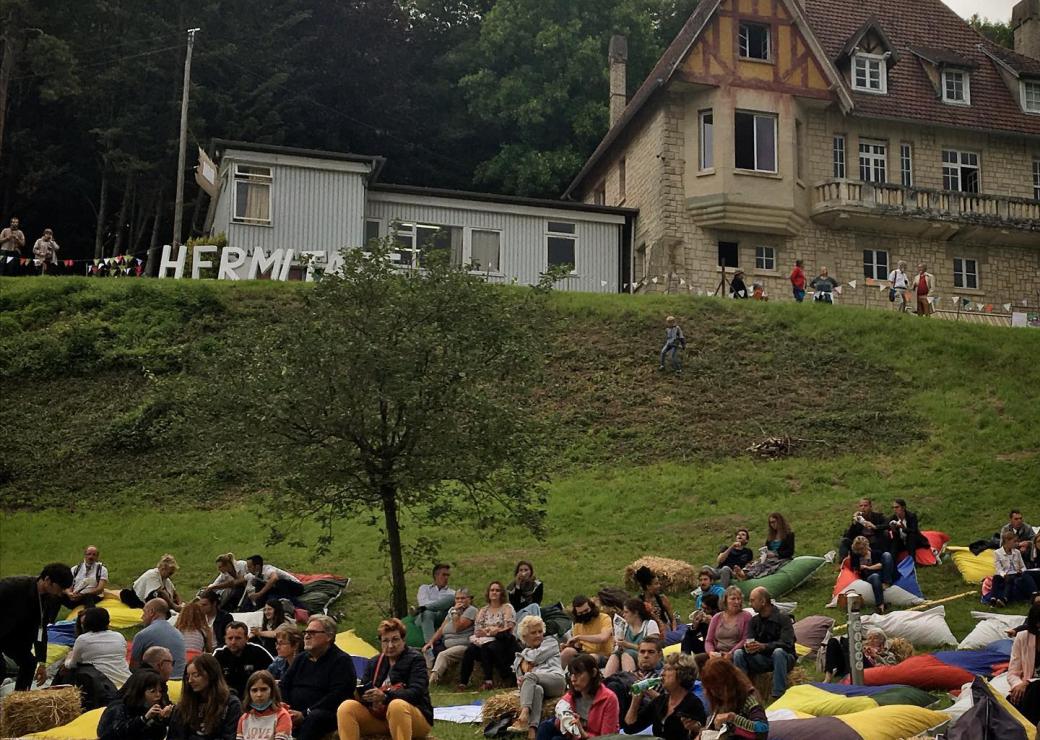 Conférence débat à l'Hermitage 