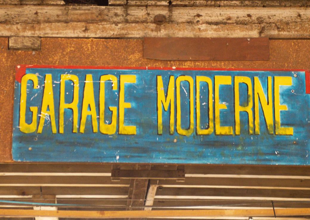 Garage moderne 1