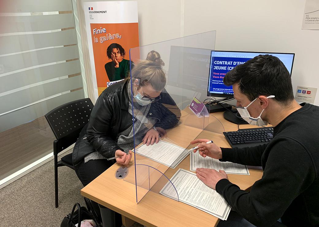 Contrat engagement jeune