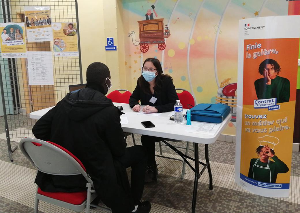 contrat engagement jeune
