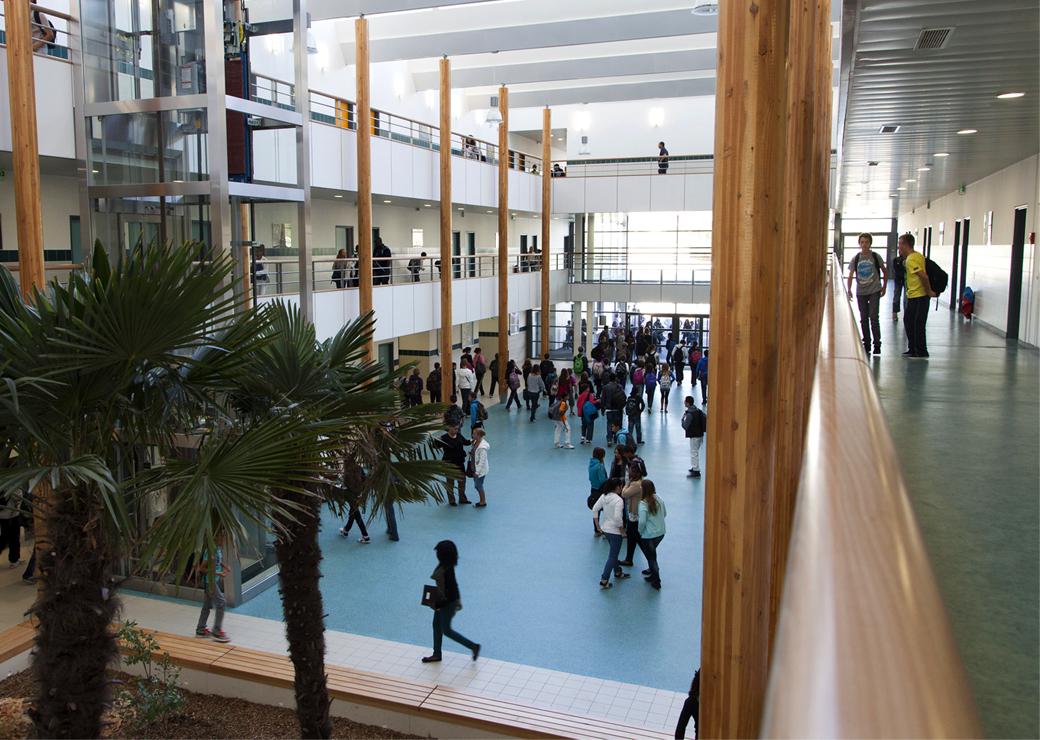 Collège