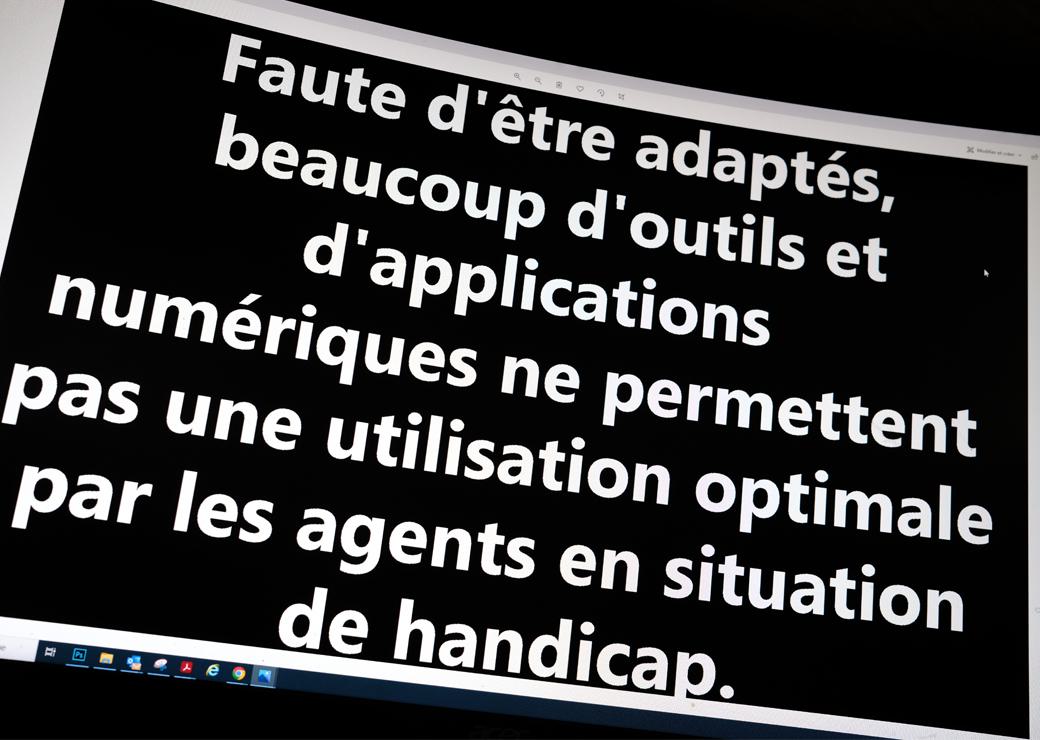 l'image décrit un extrait de l'article en très gros caractères 