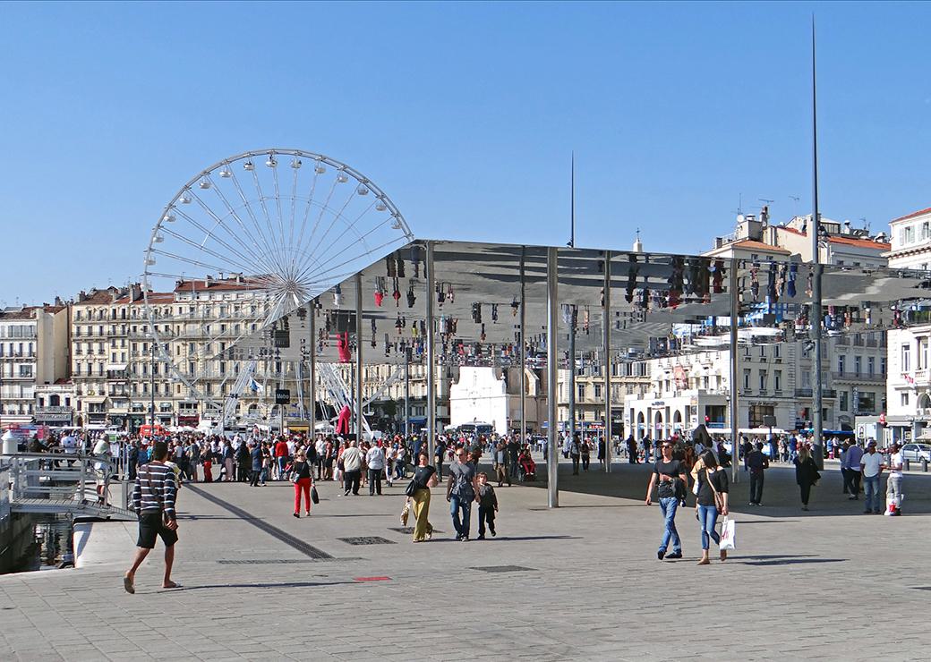 touristes a Marseille