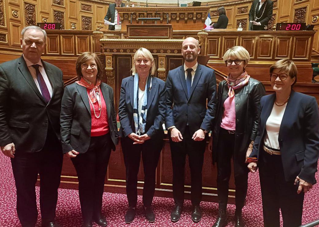 l'accès des femmes aux postes à responsabilité dans la fonction publique