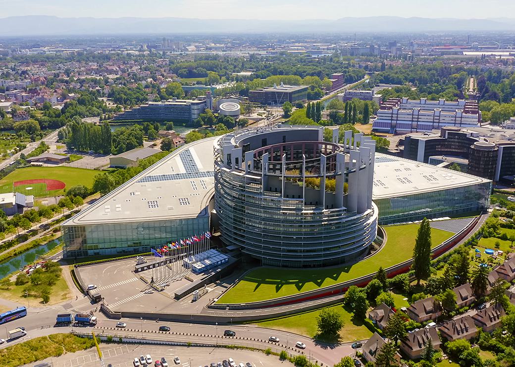 vue aérienne du parlement européen à Strasbourg