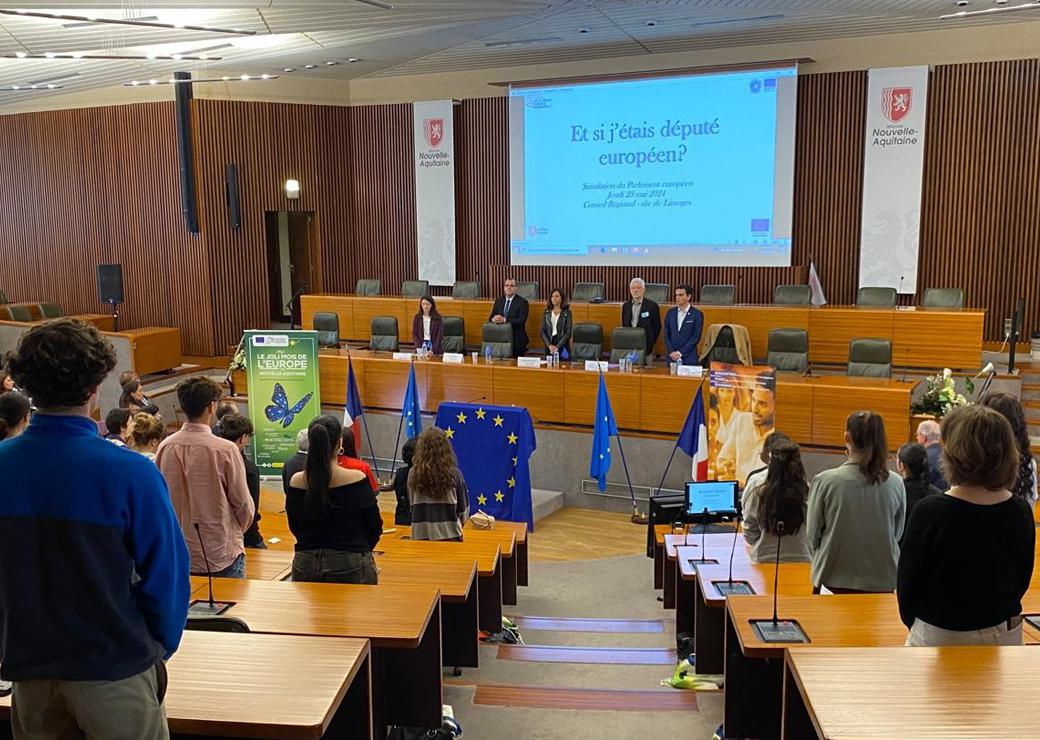 simulation du parlement européen avec des lycéens à Limoges