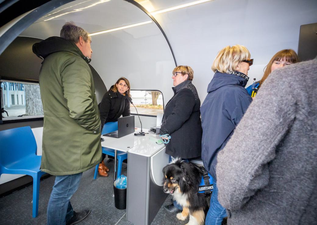 Bus itinérant pour l’inclusion numérique des personnes en situation de handicap à Lorient