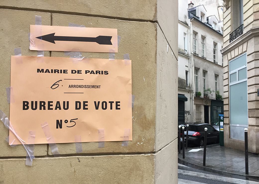 Bureau de vote à Paris