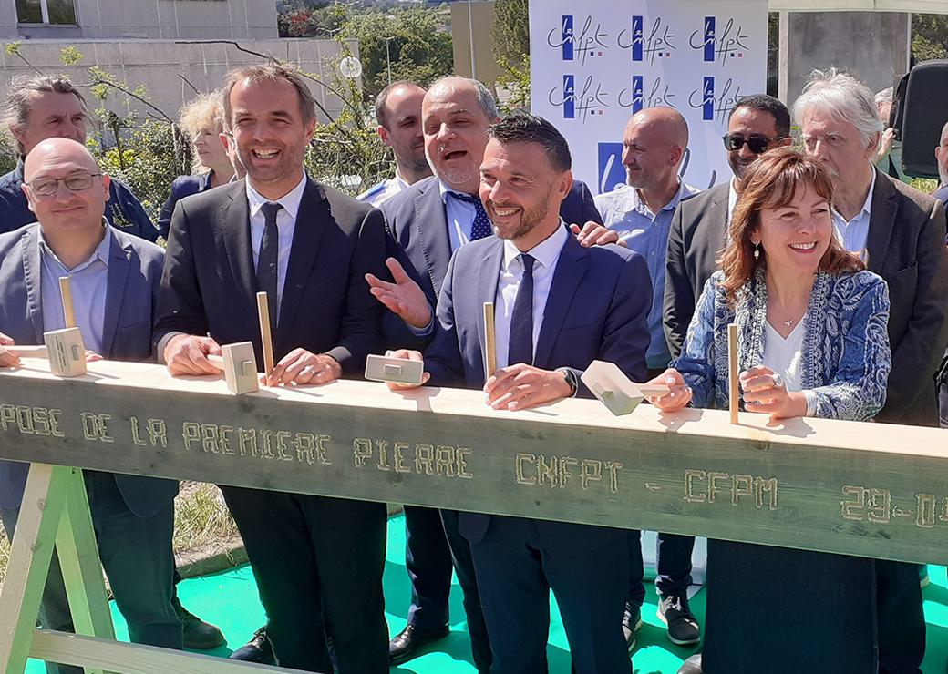 pose de la première pierre du centre de formation