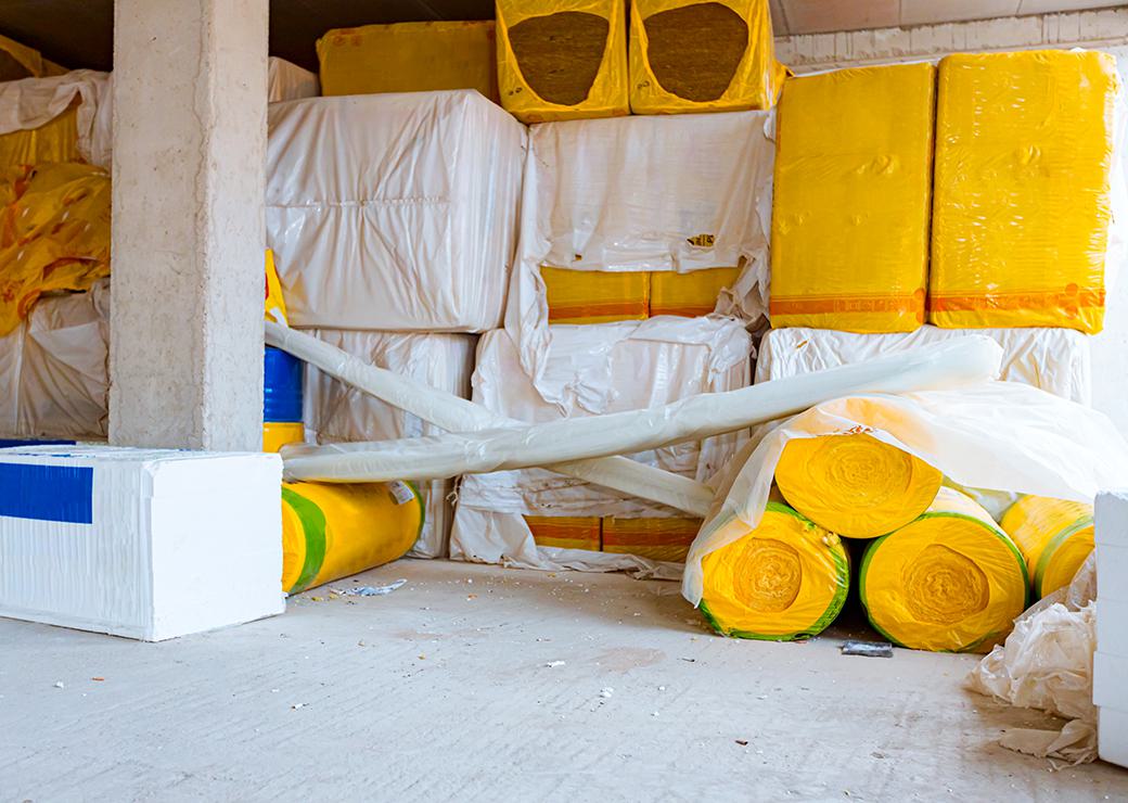 stockage de laine de roche