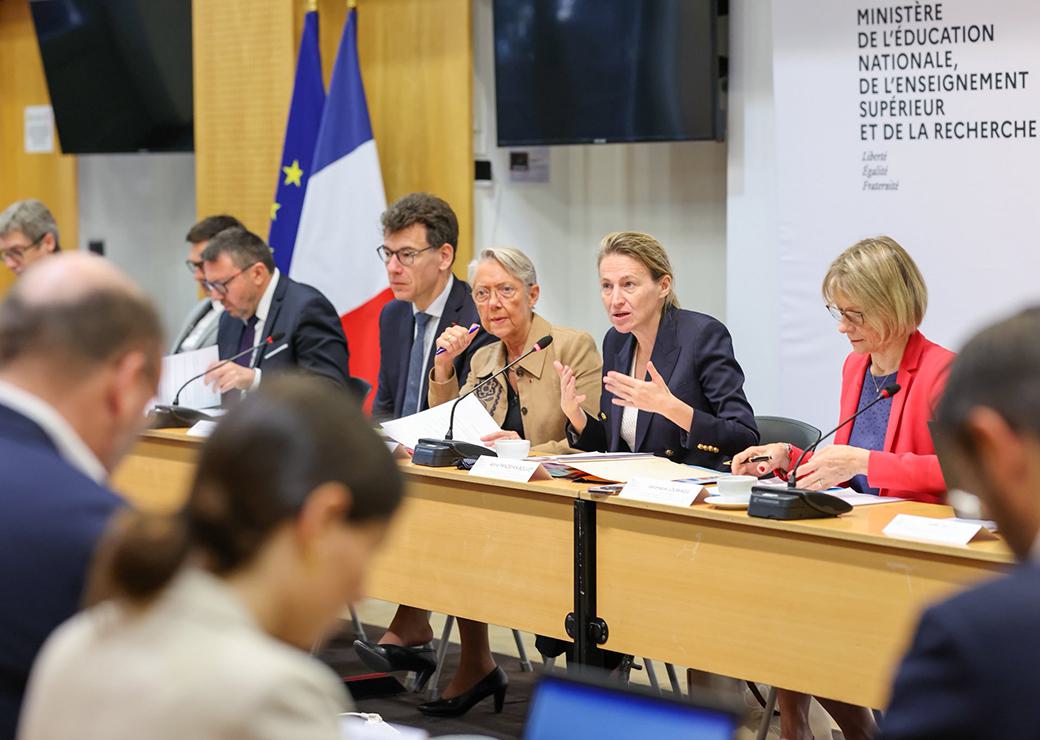 Philippe Baptiste, Elisabeth Borne, Astrid Panosyan-Bouvet et Véronique Louwagie lors de la présentation du plan "Qualité et lutte contre la fraude dans la formation professionnelle"