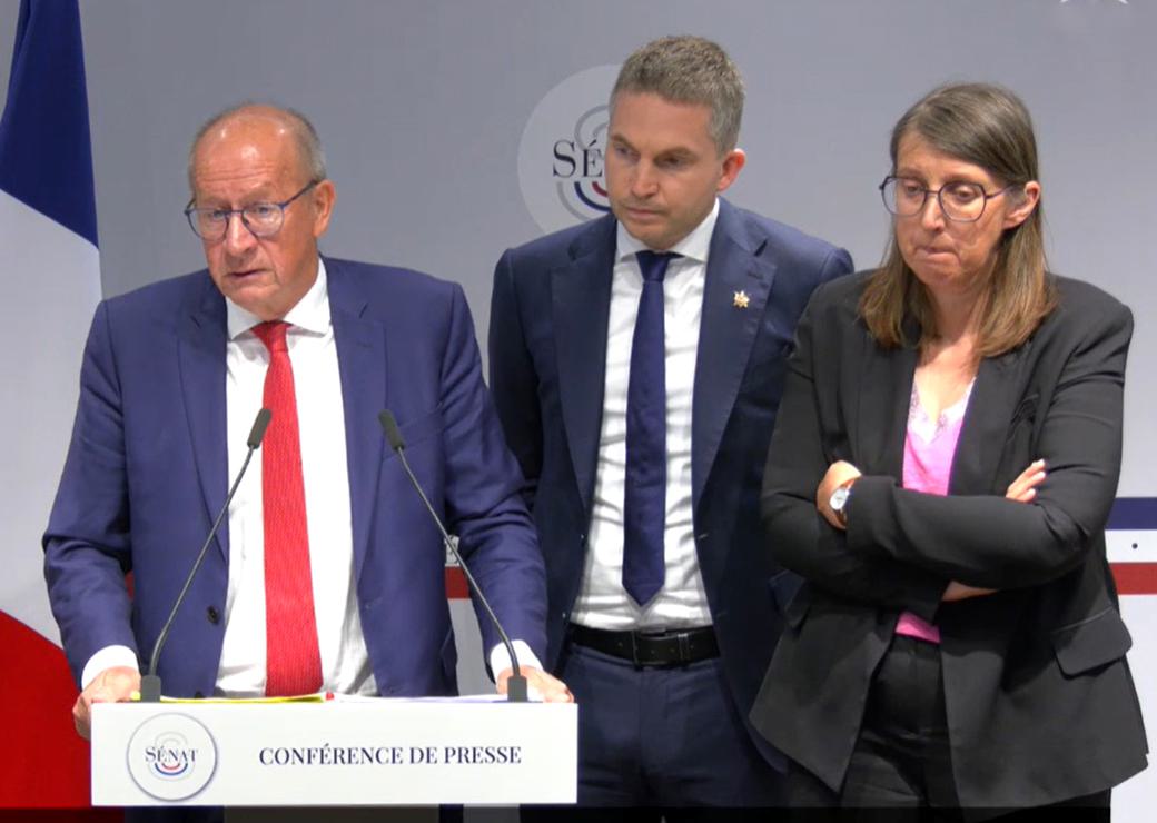 conférence de presse au Sénat