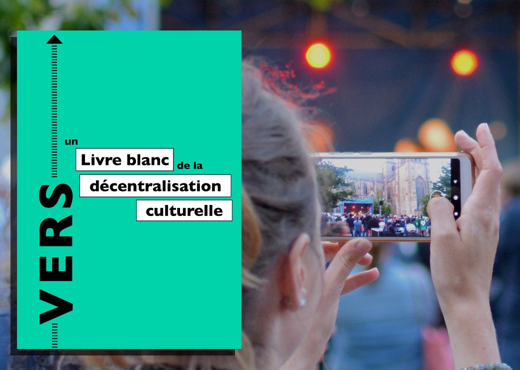 couverture du livre blanc sur fond de spectacle 