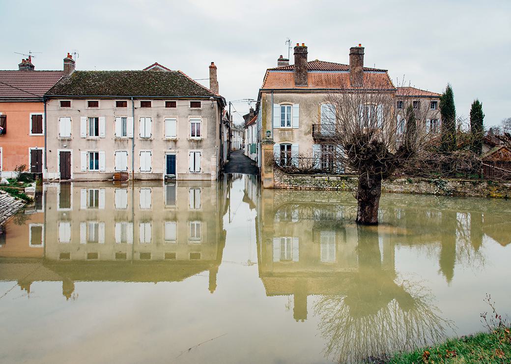 une rue inondée