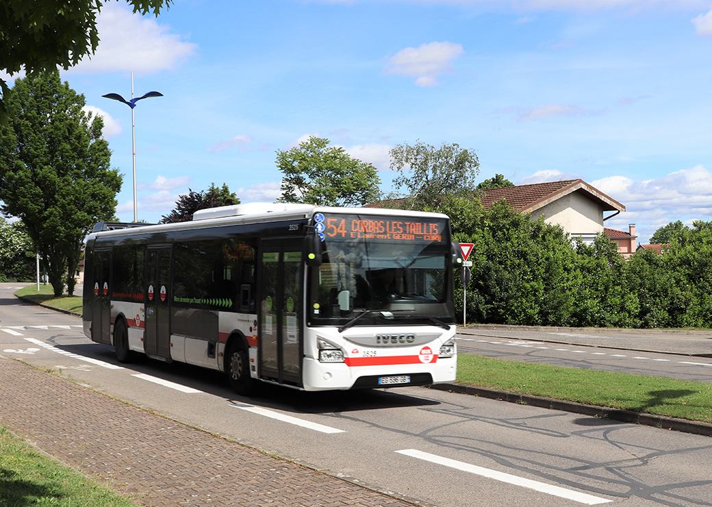 bus en zone périurbaine