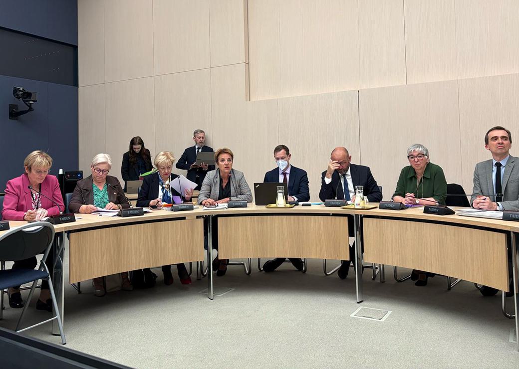 Remise du rapport d'information sur la mission conjointe de contrôle sur la protection de l'enfance