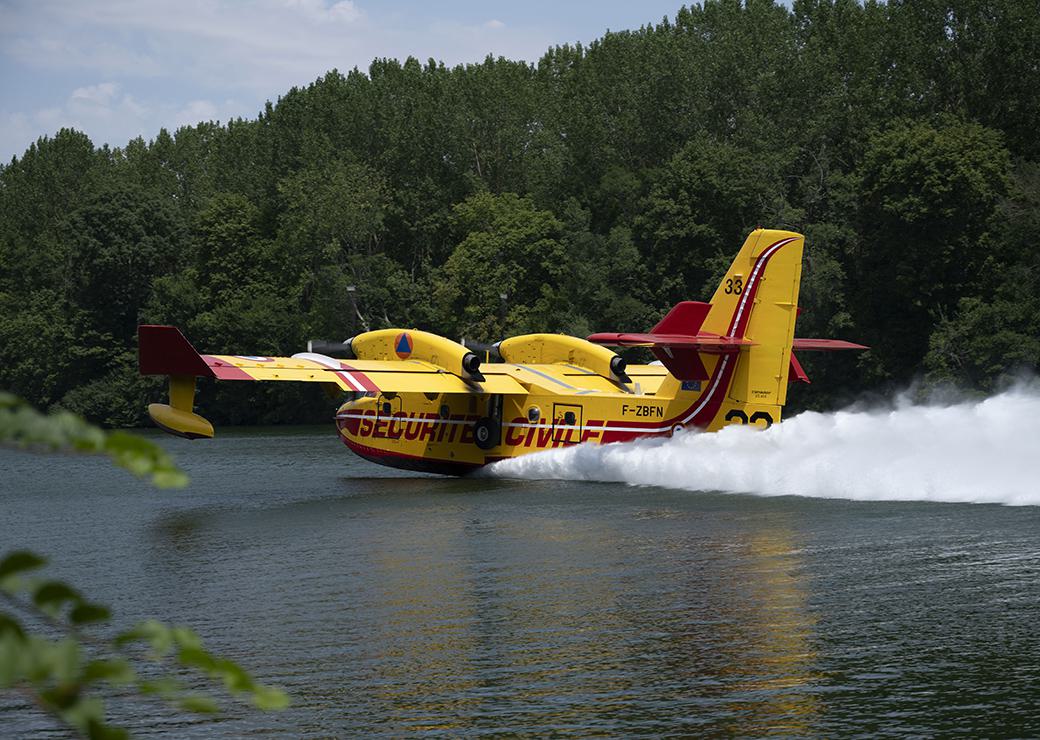  Ecopage à la Rochette pour combattre l'incendie de la forêt de Fontainebleau