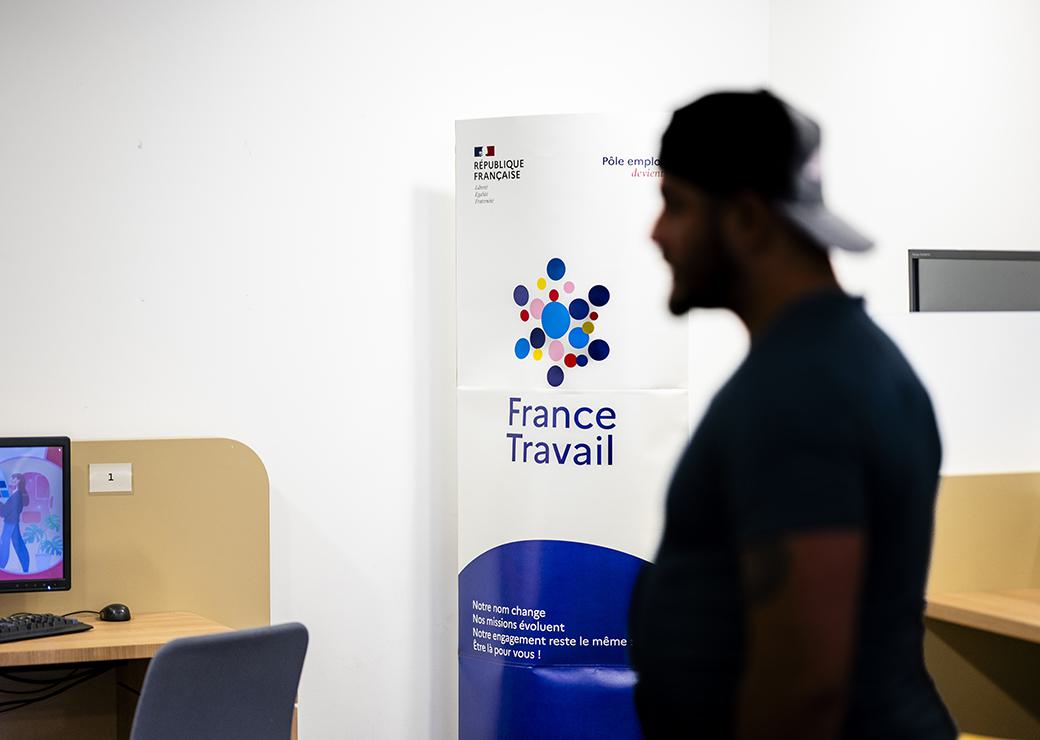un jeune a France travail 