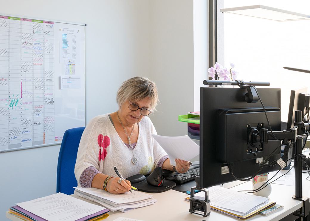 agent administratif