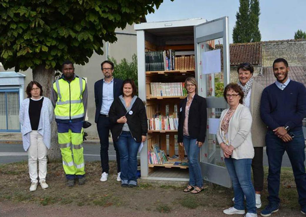 Inauguration de la bibliothèque de rue