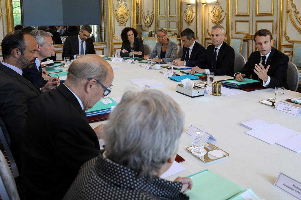 L'exécutif à l'offensive pour le premier Conseil de ...