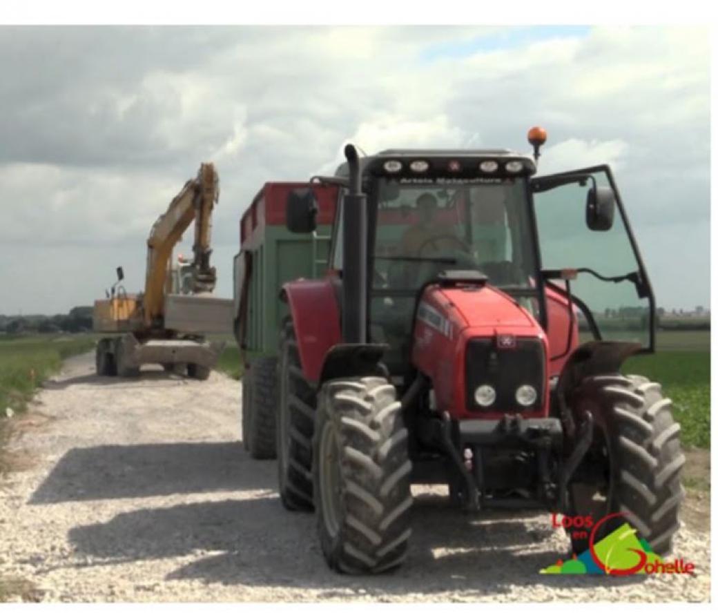 Loos en Gohelle : rénovation des chemins ruraux avec les agriculteurs (Janvier 2017)