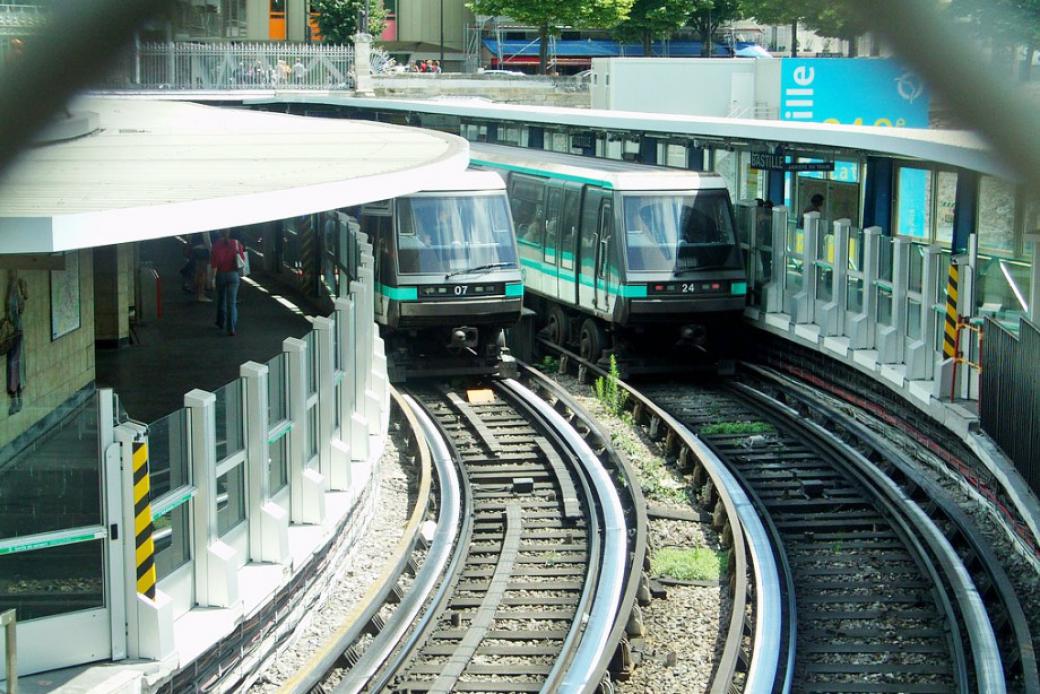 transports en commun, métro parisien