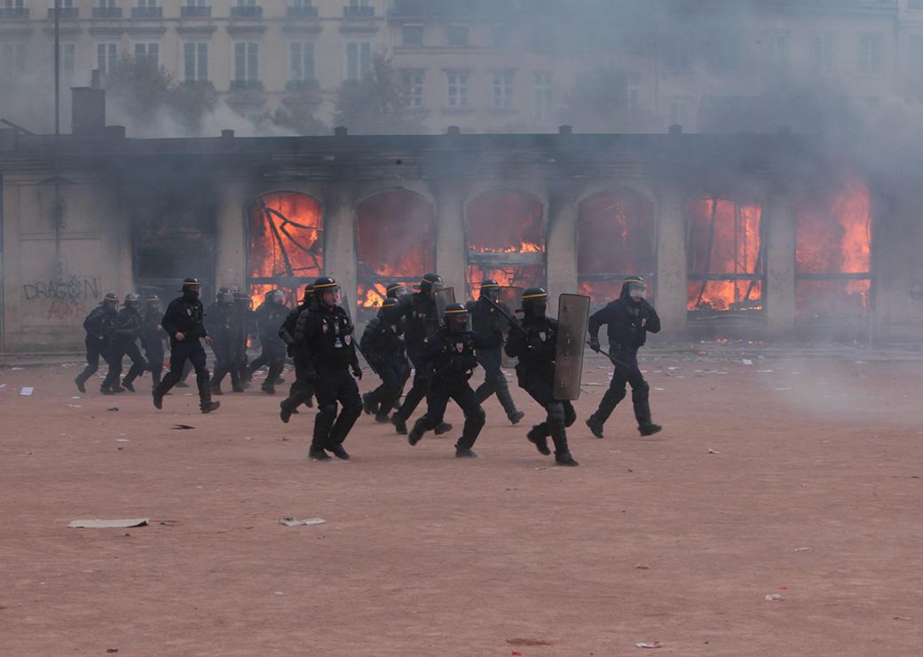CRS à Lyon le 17 octobre 